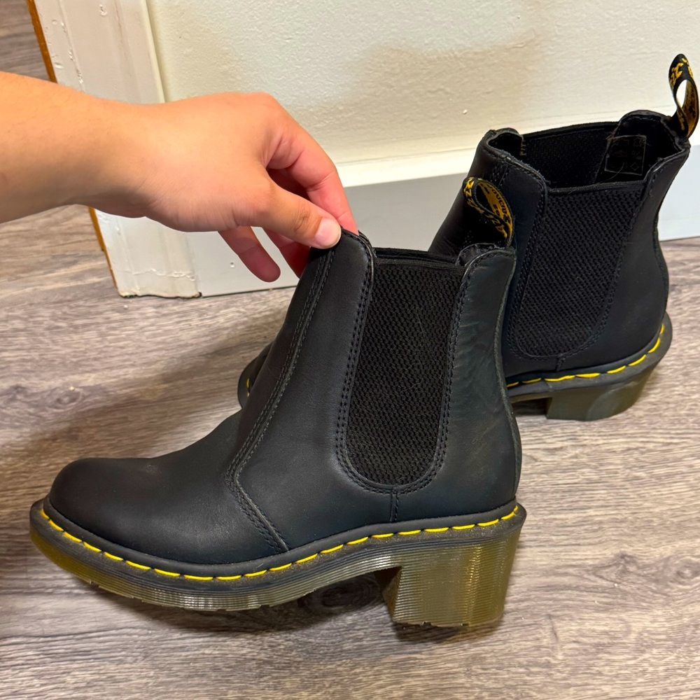 Dr. Martens Cadence Leather Heeled Chelsea Boot